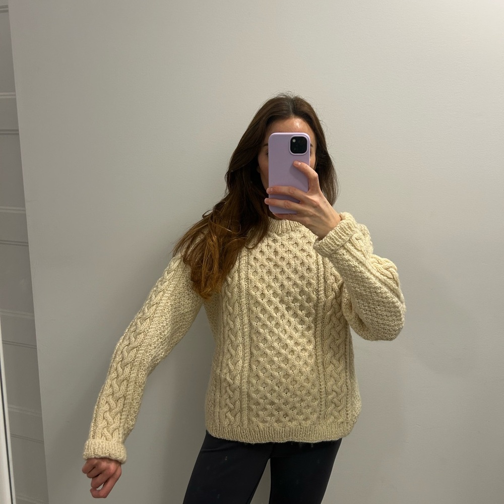 Hand Knitted 100% Wool Cable Knit Sweater - Picture 5 of 10
